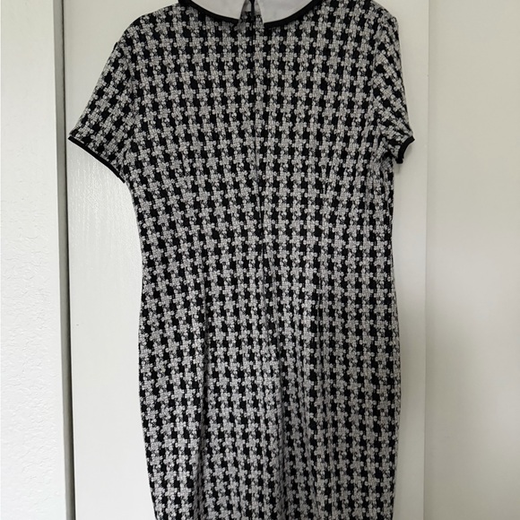Karl Lagerfeld Black and White Houndstooth Mini Dress - Picture 5 of 9